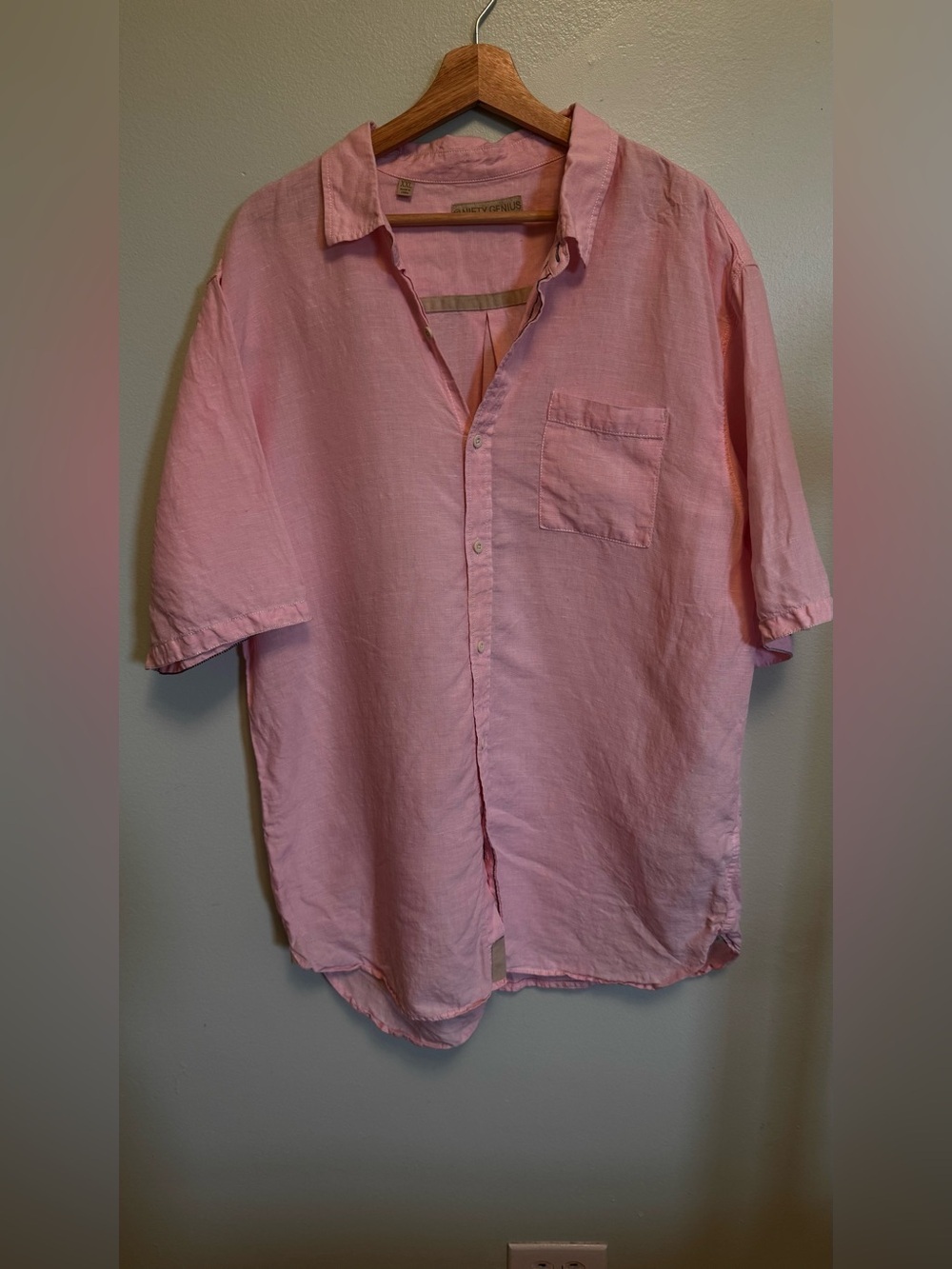 Men's Relaxed Pink Linen Button-Down Shirt